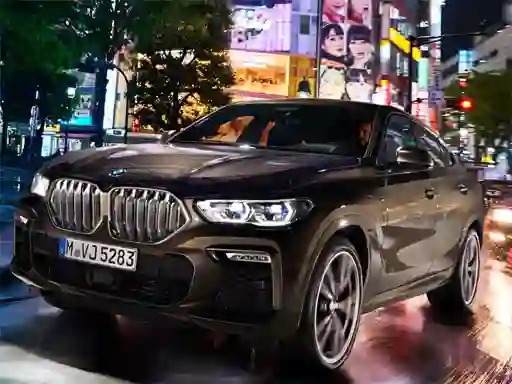 게임 BMW X6 M50I 온라인