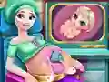게임 Ice Queen Pregnant Check-Up 온라인