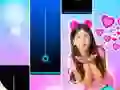 게임 Maria Clara e JP Piano Game Tiles 온라인