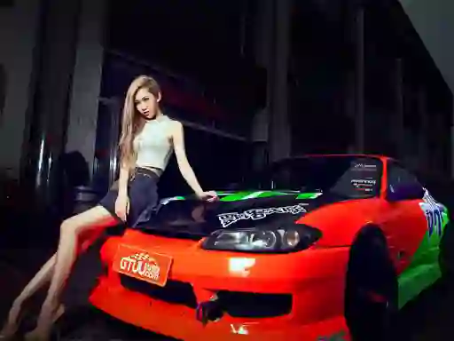 게임 Girls and Cars 온라인