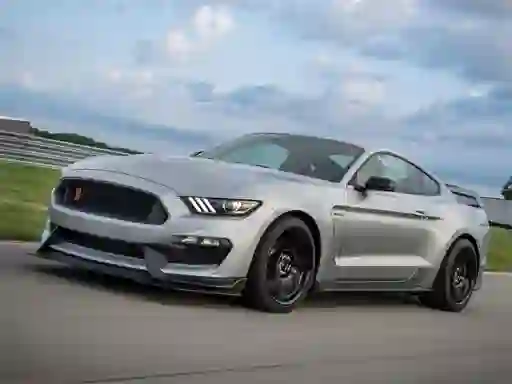 게임 Mustang Shelby Puzzle 온라인