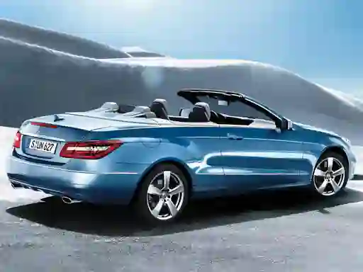 게임 Cabriolet Roadster Puzzle 온라인