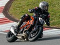 게임 KTM 슈퍼 듀크 R 온라인